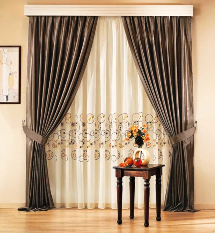 Satin curtains (18)