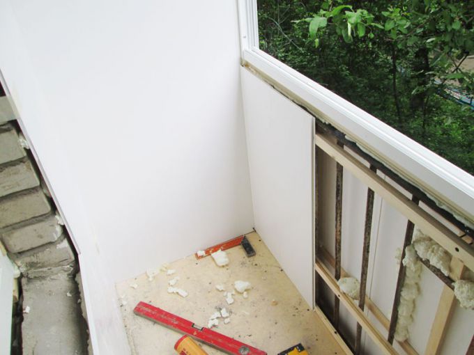 ремонт старого балкона