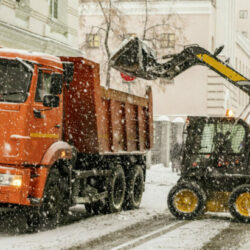 Безопасная и бережная уборка снега от компании АО ГРАД